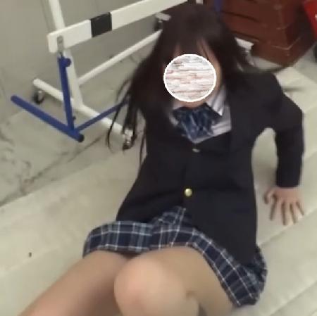 - [Man's confession series 2] I couldn't stand the cute beautiful breasts ***king out from the white shirt of a neat and clean woman, so I took them off and had sex. [Sin Annihilation Sale]