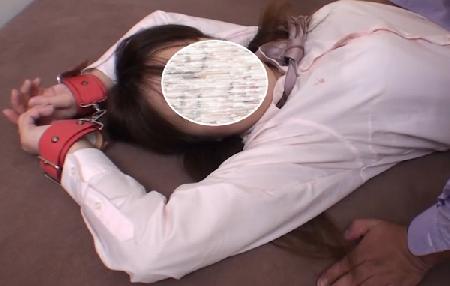 [Man's confession series 10] I couldn't stand the cute beautiful breasts ***king out from the neat woman's white shirt and took them off and had sex. [Sin Annihilation Sale]